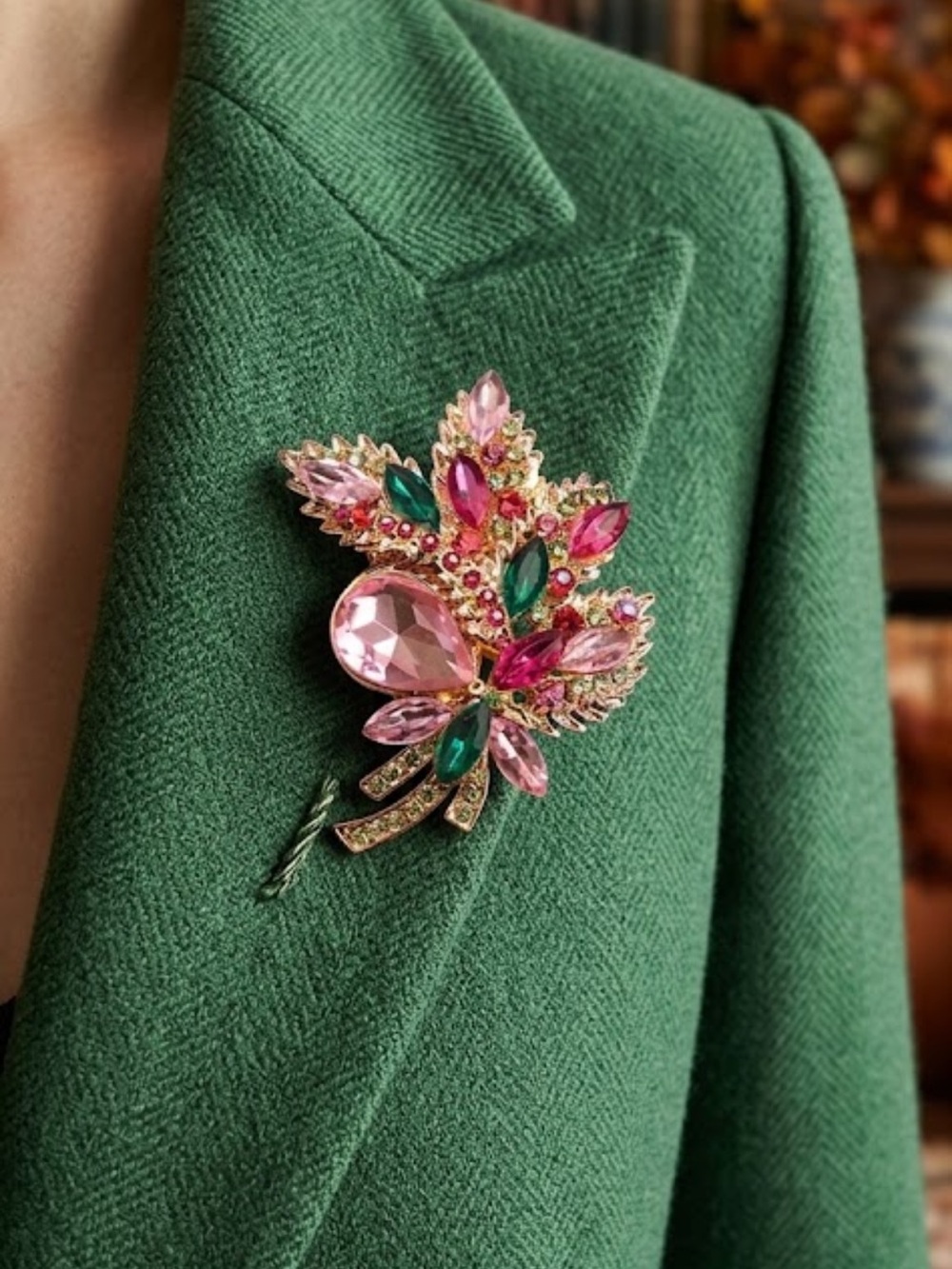 NWT Crystal Rhinestone Autumn Leaf Brooch Pin Pink Green Gold Tone Statement
